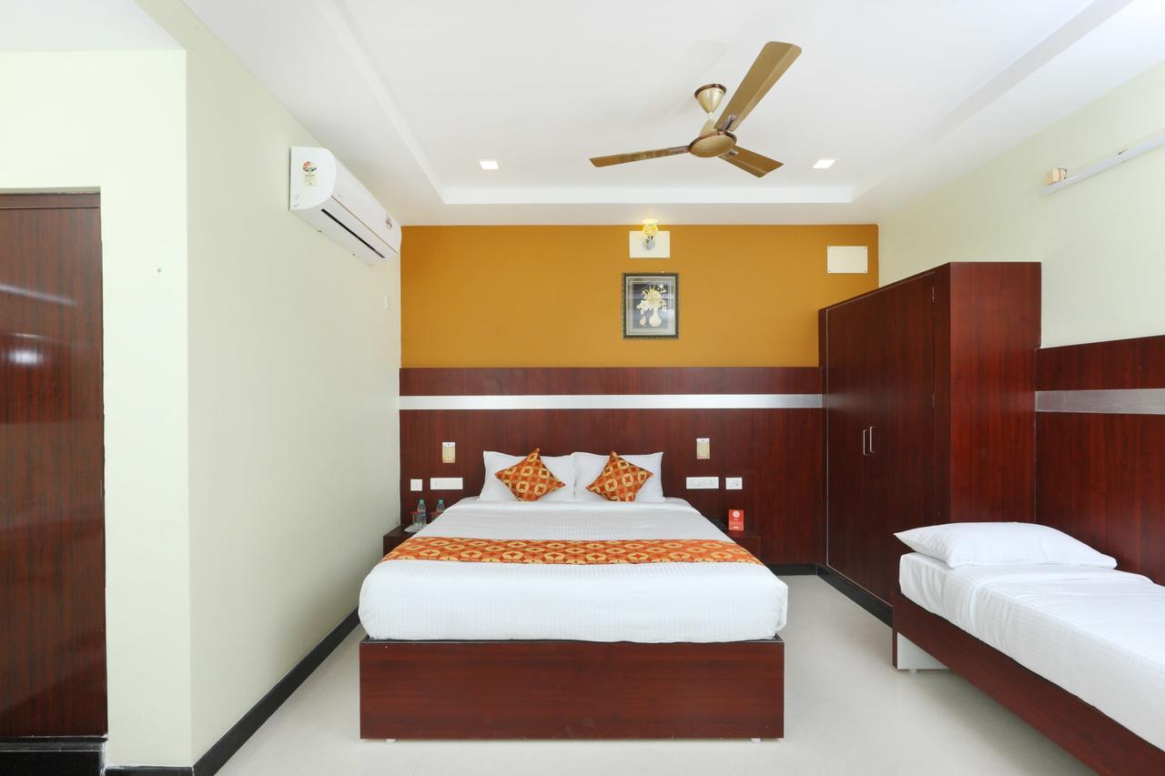 Oyo 15115 Hotel Ramcharan Residency Tirupati Exteriör bild