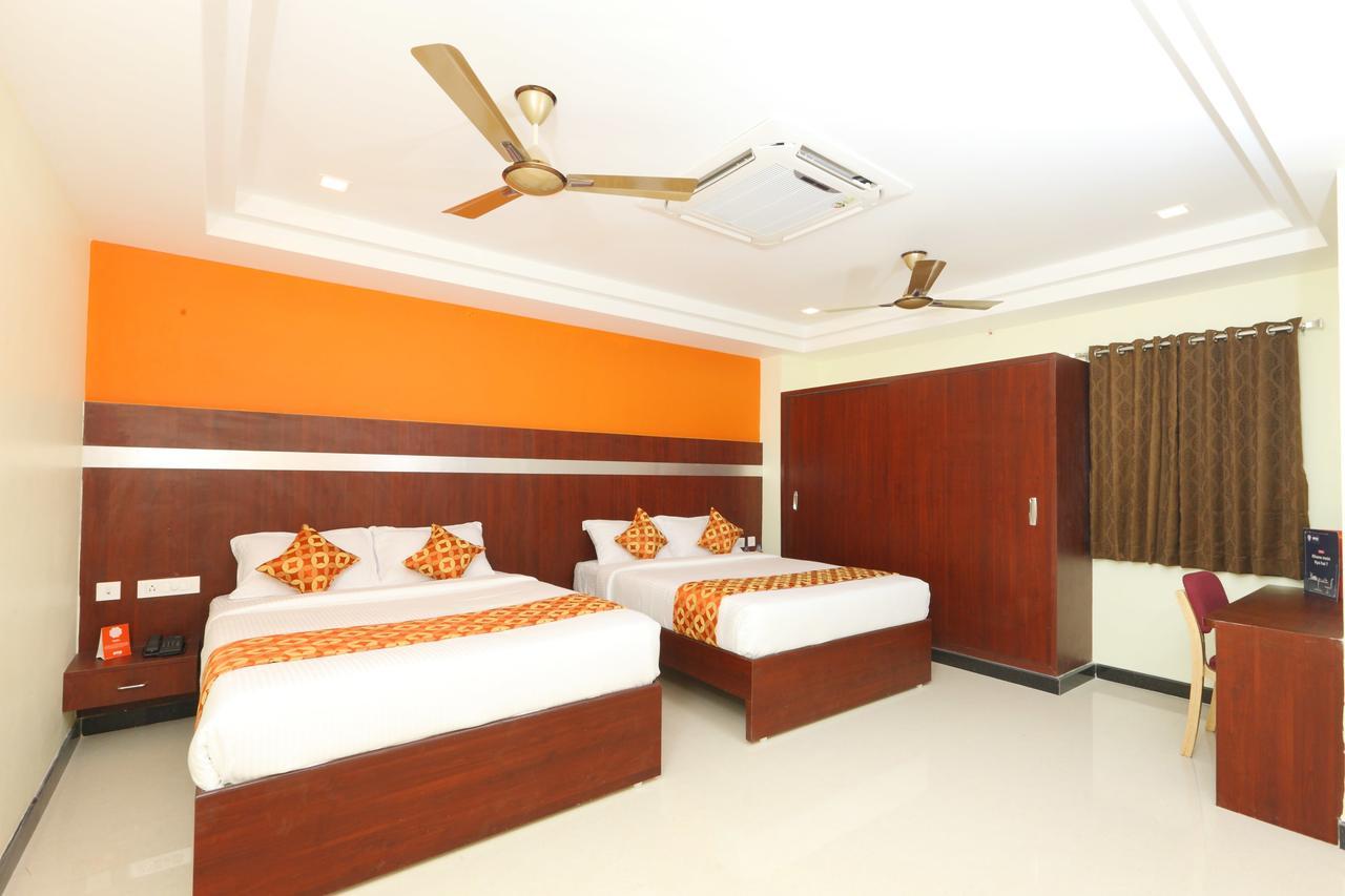Oyo 15115 Hotel Ramcharan Residency Tirupati Exteriör bild