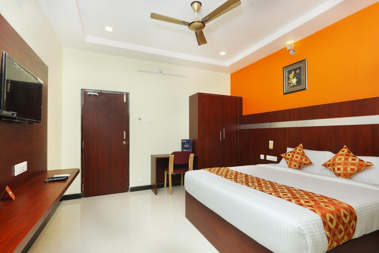 Oyo 15115 Hotel Ramcharan Residency Tirupati Exteriör bild